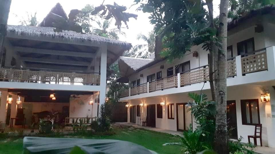 Payag Suites General Luna  Extérieur photo